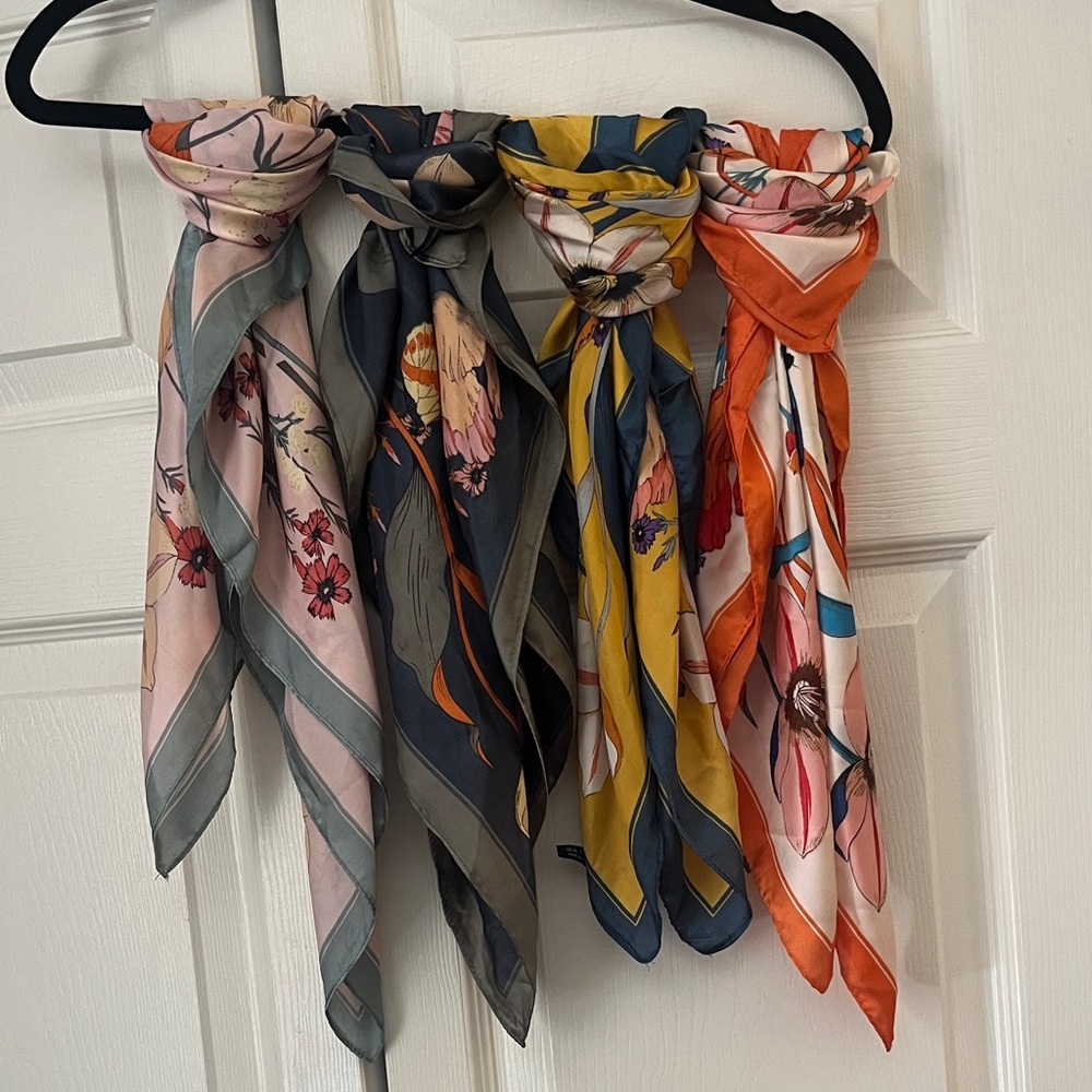 Floral Silk Scarf Set - Multicolor